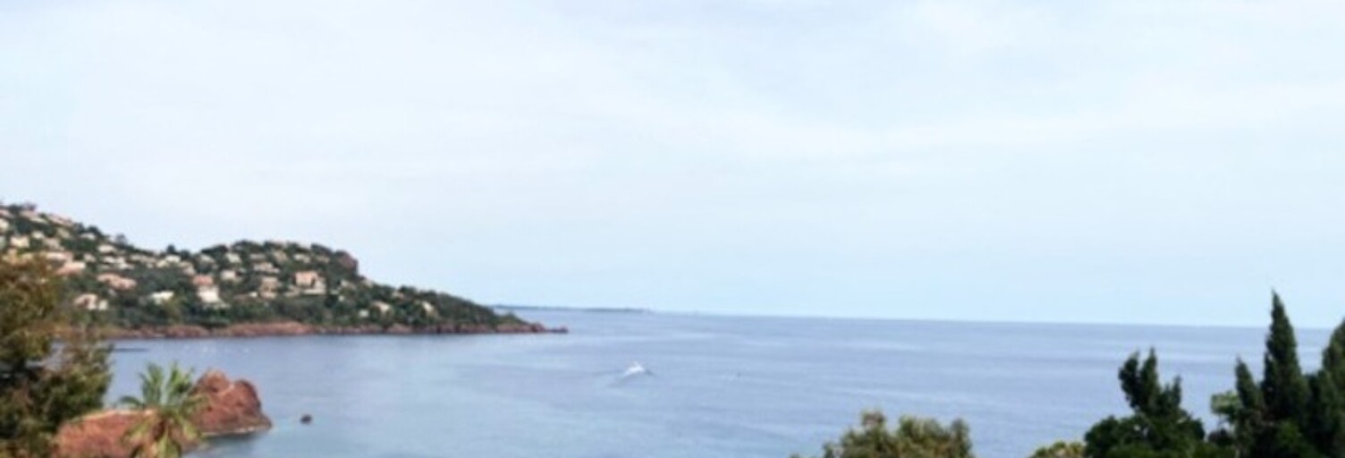 Commerce 7 Pièces 123 m² à vendre à Saint-Raphaël (83530)