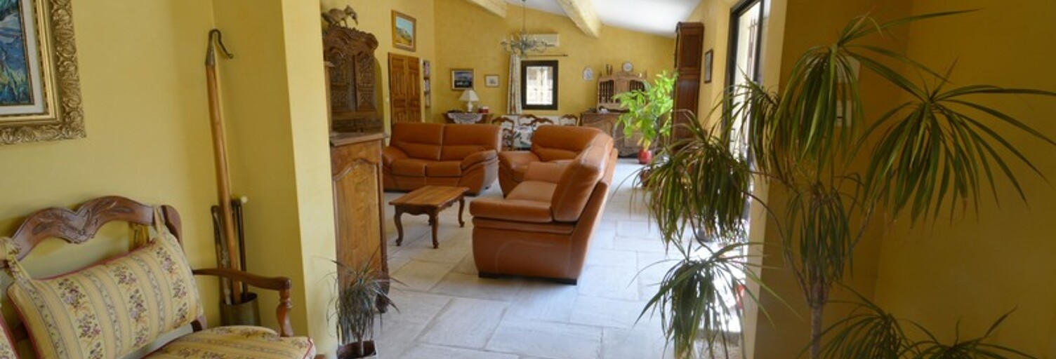 Maison 7 Pièces 165 m² à vendre à Grans (13450)