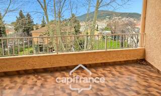 Appartement 3 Pièces 69 m² à vendre à Cuers (83390)