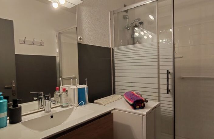 Appartement à vendre 2 pièces SAINTES MARIES DE LA MER (13) — photo 3