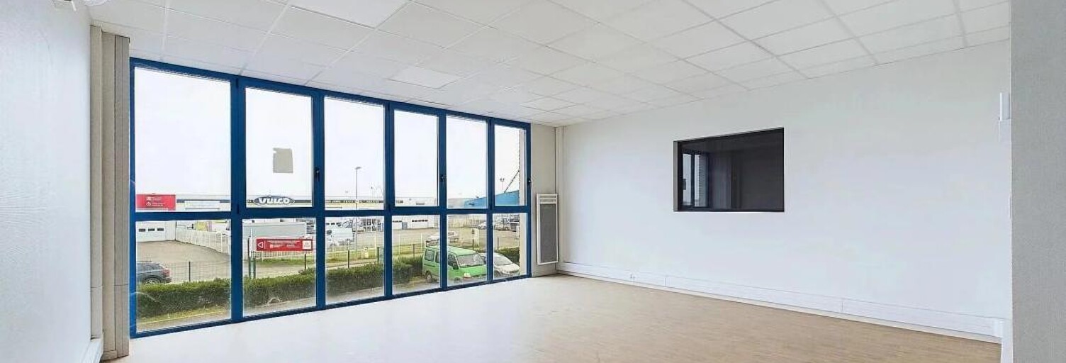 Bureau  270 m² à louer à Gellainville (28630)
