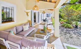 Maison 12 Pièces 261 m² à vendre à Aups (83630)