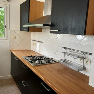 Appartement 5 pièces 250000 €