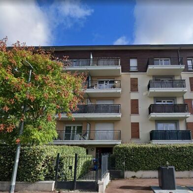 Appartement 2 pièces 957 €
