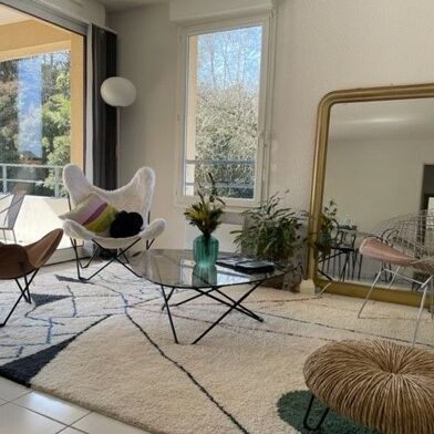 Appartement 3 pièces 627 €