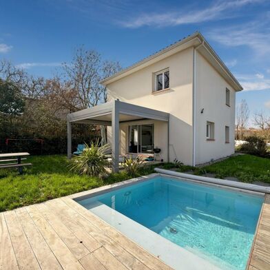 Maison 5 pièces 497000 €