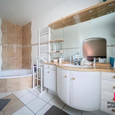 Maison 7 pièces 398800 €