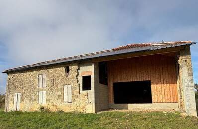 Maison de 260m2 à finir de rénover sur 1770m2 de terrain — photo du bien