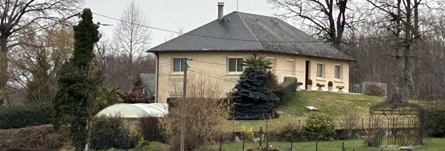 Maison 12 Pièces 260 m² à vendre à Saint-Mexant (19330)