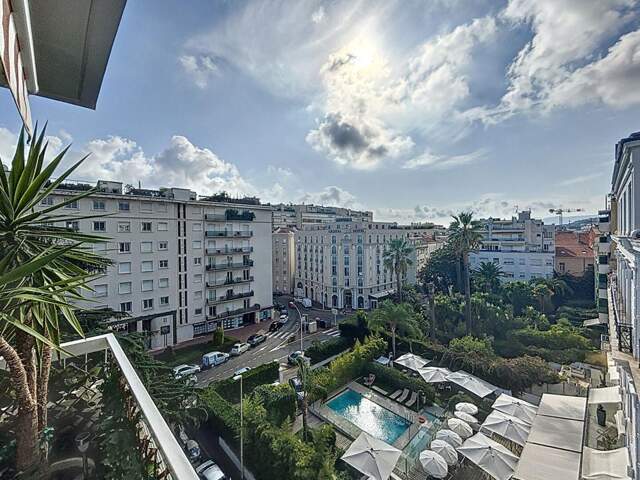 Appartement  3 pièces  Cannes Centre 79 m2 — photo du bien