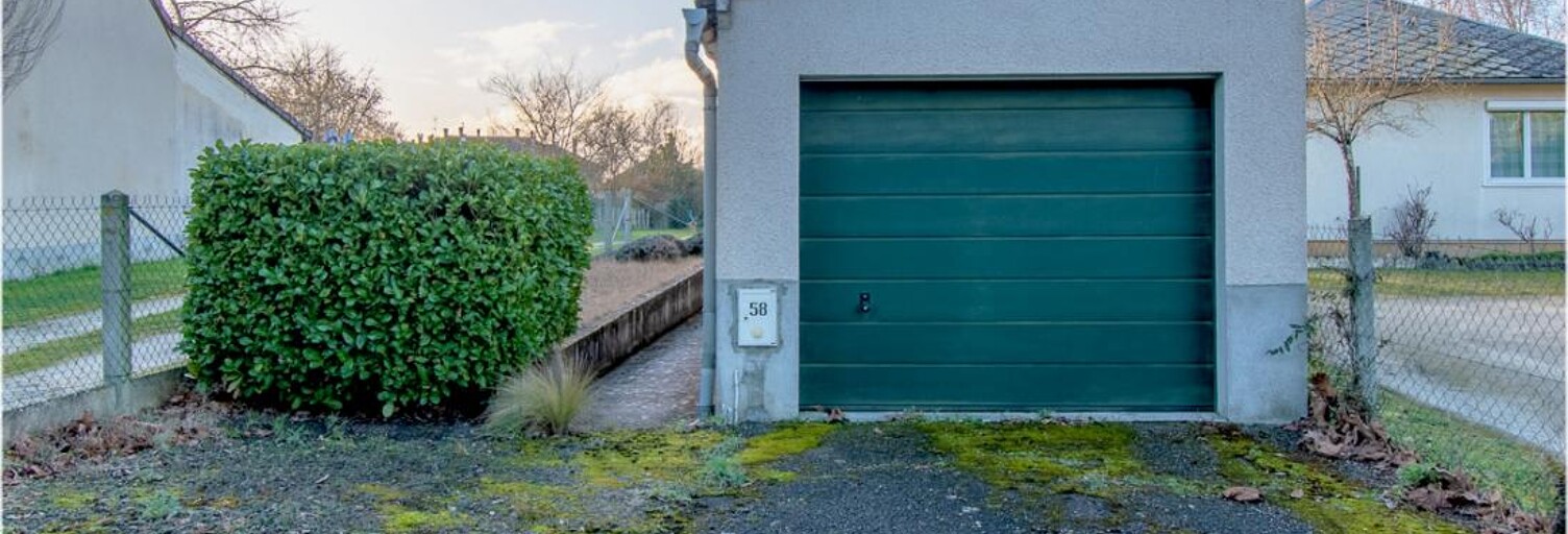 Garage   m² à vendre à Vierzon (18100)