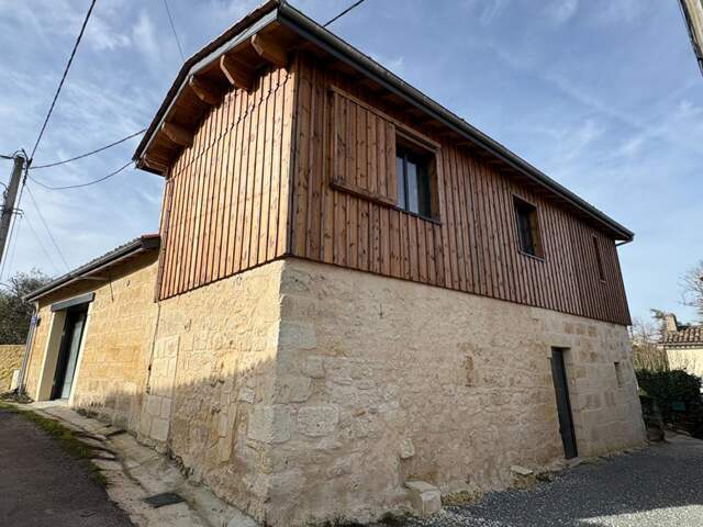 Coup de Coeur : rénovation de qualité aux portes de Saint-Émilion Montagne Charme de la pierre & confort haute couture 135 m2 — photo du bien