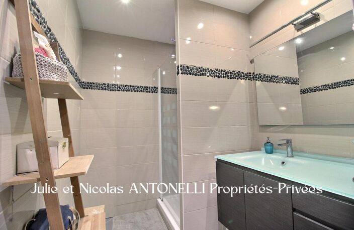 Maison  de village 127m², 4 chambres, terrasse jardin et cave — photo 5