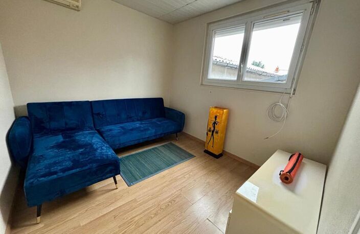 Immeuble Nevers 258 m2 -  hangar de 150 m² - Bonne rentabilité — photo 4