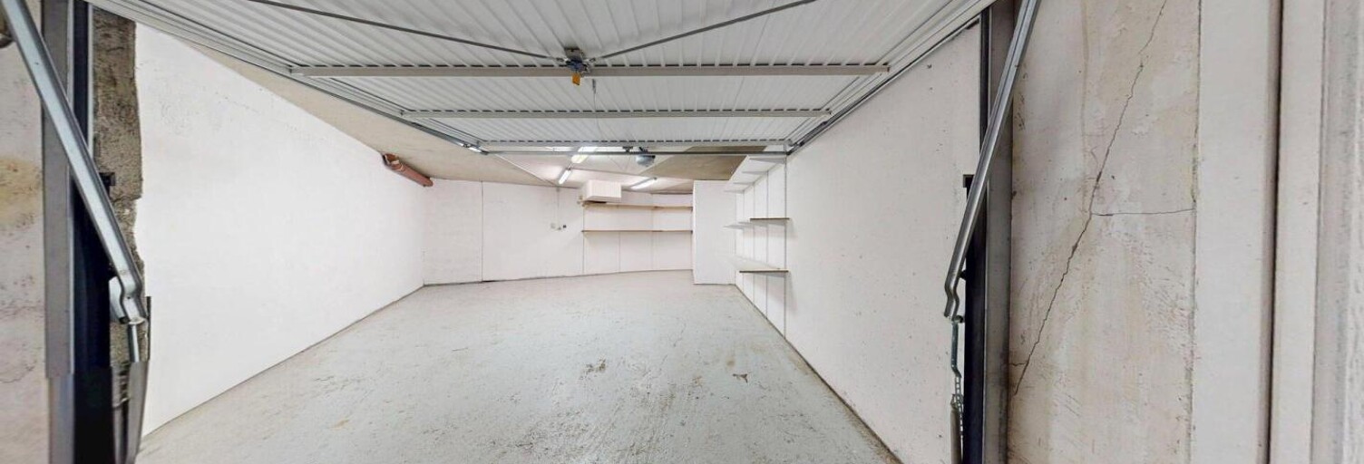 Garage  31 m² à vendre à Mandelieu-la-Napoule (06210)