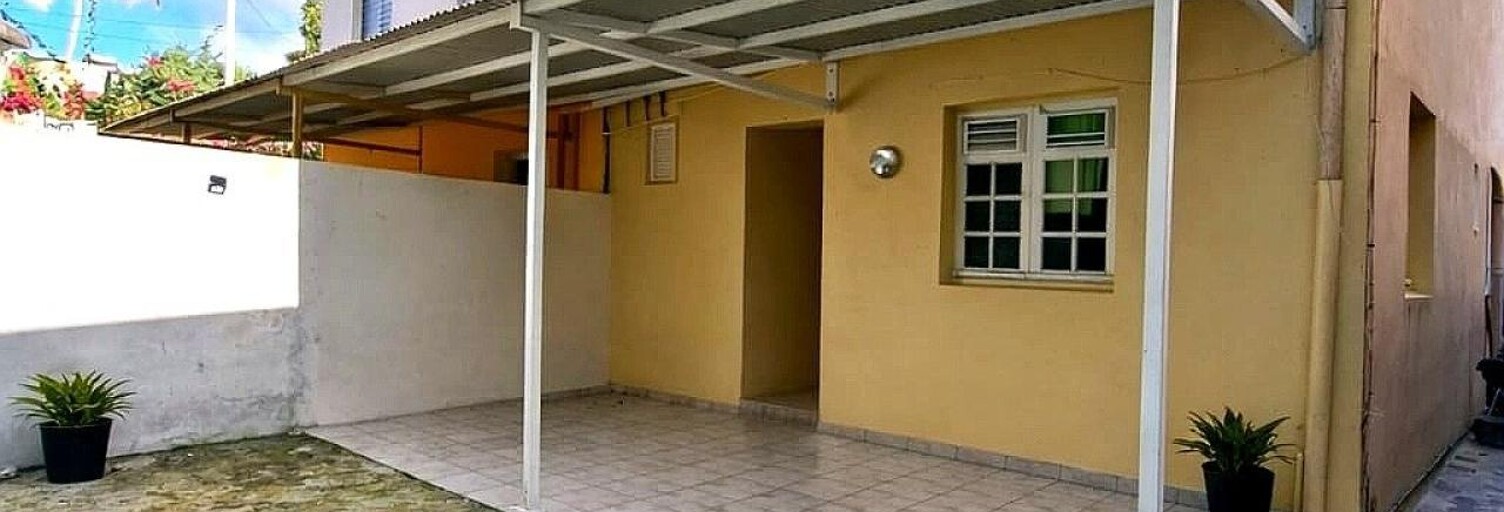 Immeuble  200 m² à vendre à Le Robert (97231)