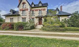 Maison 12 Pièces 481 m² à vendre à Villeneuve-sur-Yonne (89500)