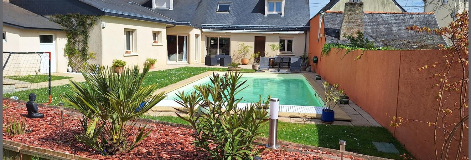 Maison 6 Pièces 245 m² à vendre à Les Hauts-d'Anjou (49330)