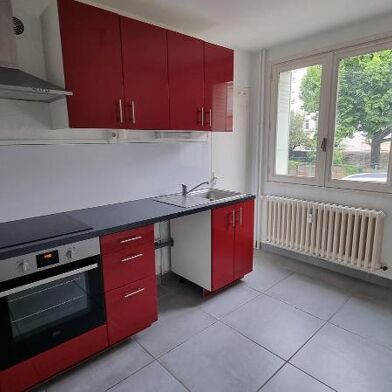 Appartement 3 pièces 789 €