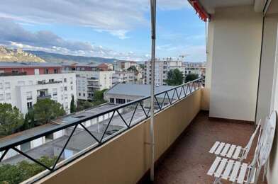 Appartement 3 pièces 800 €