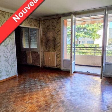 Appartement 4 pièces 126000 €