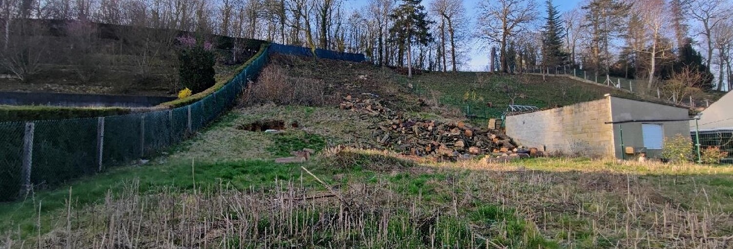 Terrain  1273 m² à vendre à Vallangoujard (95810)