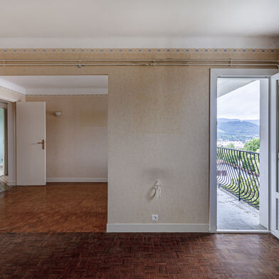 Appartement 3 pièces 180000 €