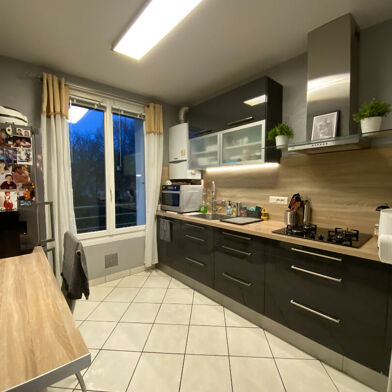 Appartement 3 pièces 144400 €