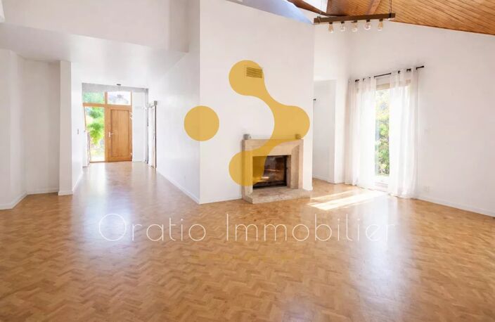 Maison d’architecte avec piscine – 191 m² /Terrain 1 500 m² /Sai — photo 5