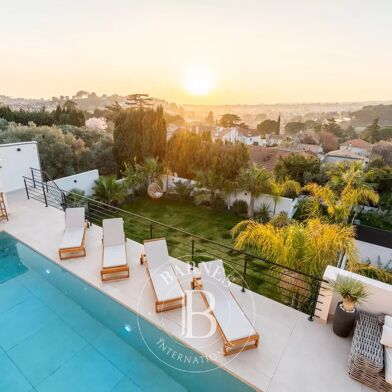 Maison 4 pièces 1450000 €