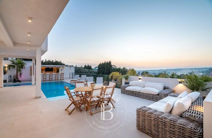 VENTE - ALLAUCH - 13190 - MAISON - VUE PANORAMIQUE - TERRASSE - — photo 2
