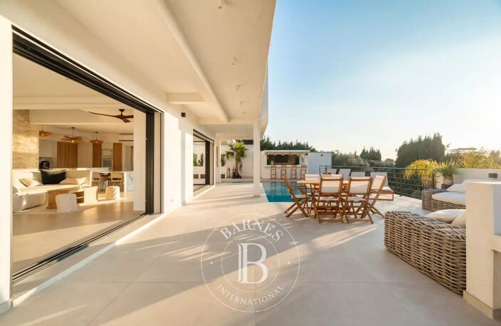 VENTE - ALLAUCH - 13190 - MAISON - VUE PANORAMIQUE - TERRASSE - — photo 3