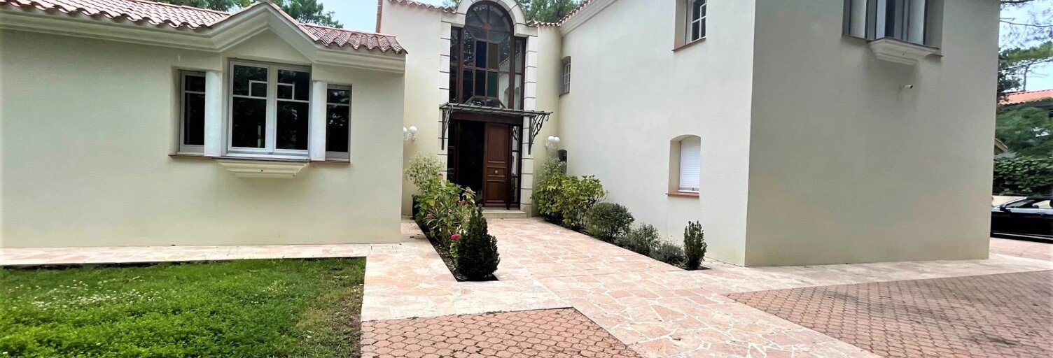 Maison 7 Pièces 343 m² à vendre à Saint-Jean-de-Monts (85160)