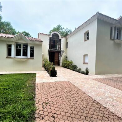 Maison 7 pièces 680000 €