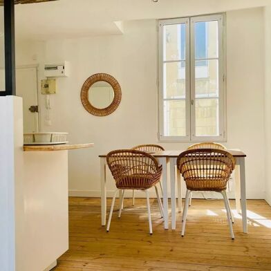 Appartement 3 pièces 1090 €