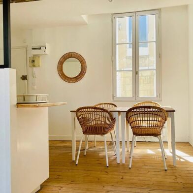 Appartement 3 pièces 1090 €