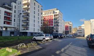 Garage  11 m² à vendre à Tours (37000)