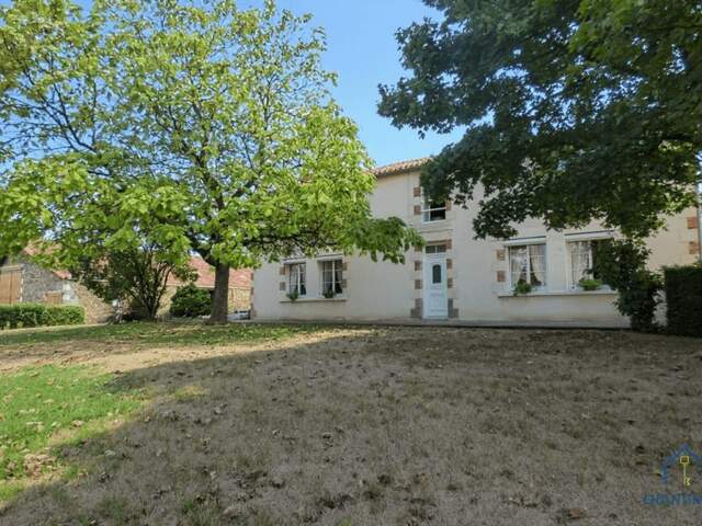 Maison à vendre Mouilleron-Saint-Germain — photo du bien