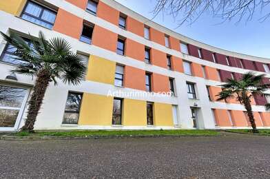 Appartement 4 pièces 240000 €