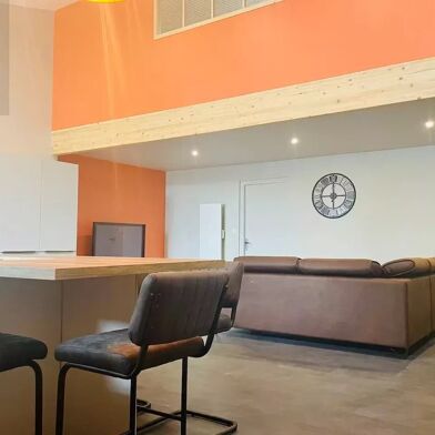 Appartement 4 pièces 1450 €