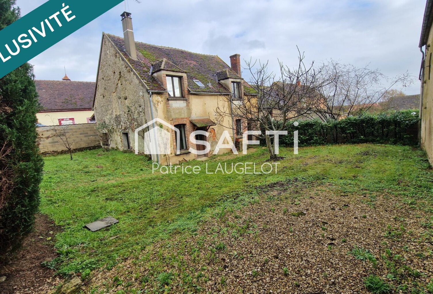 Maison à rénover : beau potentiel — photo 1