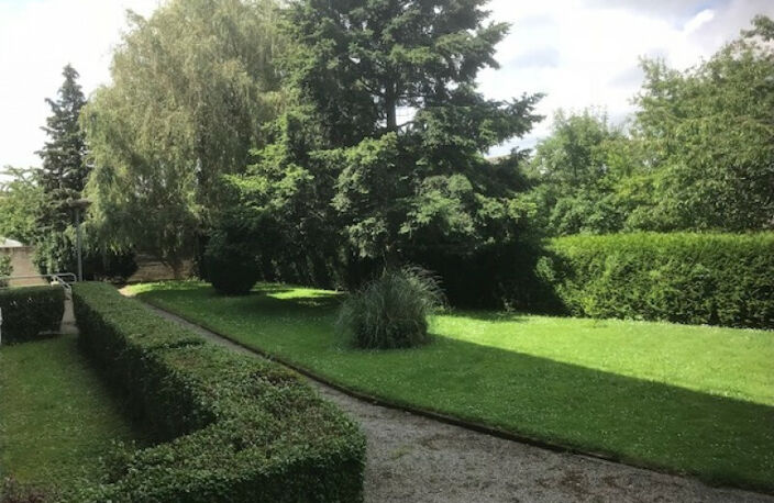 TRES BEL APPARTE F3  AVEC VUE MAGNIFIQUE  SUR UN JOLI PARC A — photo 4