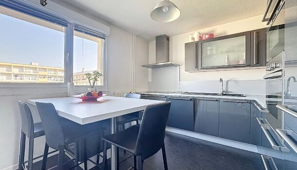 Appartement 4 pièces  à vendre Reims 51100