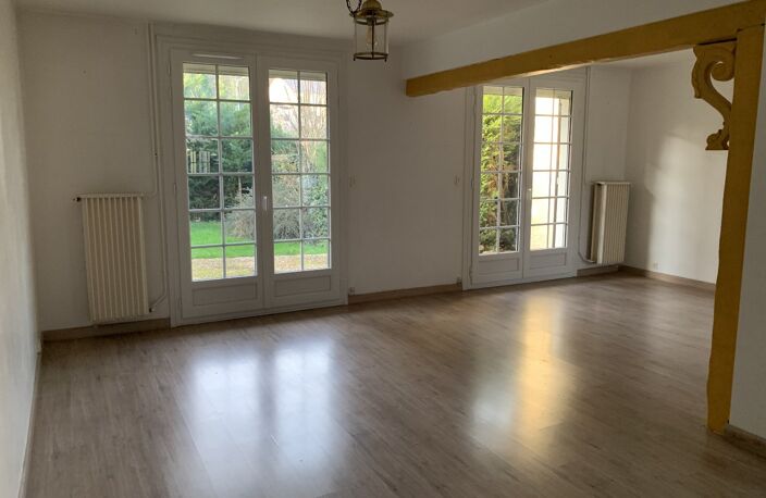 DANS RESIDENCE PAVILLONNAIRE DE STANDING !!!!! PROCHE DES COMMODITES ET DES LOISIRS !!!! — photo 4