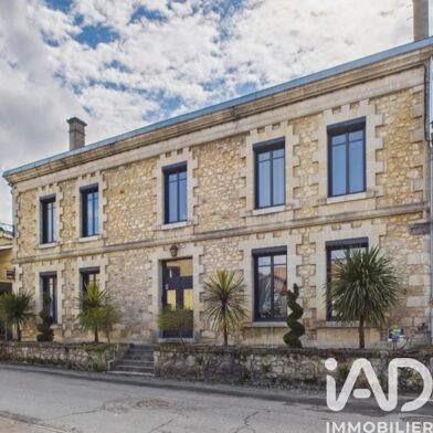 Maison 16 pièces 617000 €