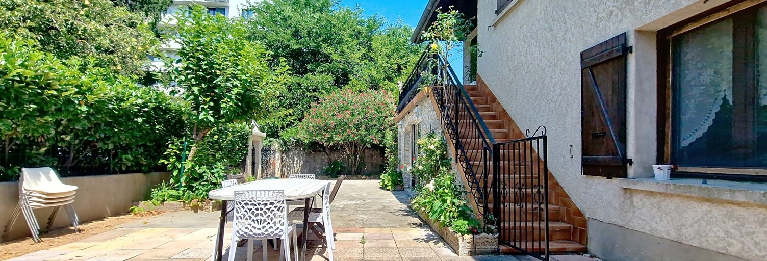 Maison 10 Pièces 188 m² à vendre à Saint-Martin-d'Hères (38400)