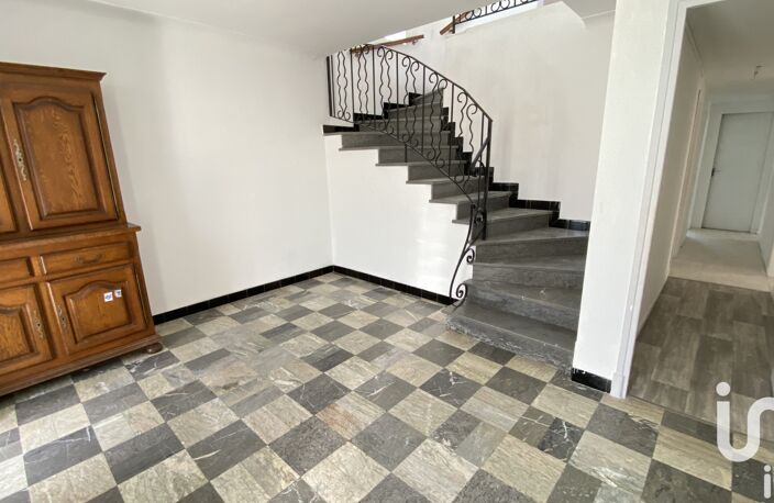 Vente Maison traditionnelle 7 pièces — photo 5