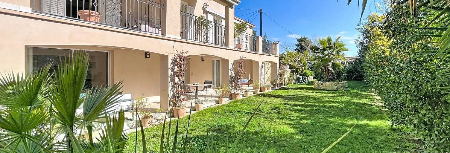 Maison 10 Pièces 277 m² à vendre à Le Rouret (06650)