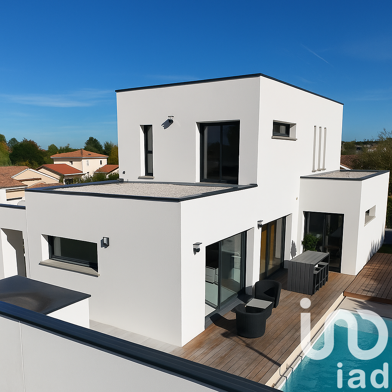 Maison 4 pièces 558000 €