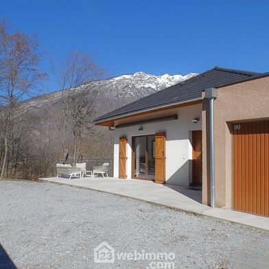 Maison 4 pièces 370000 €